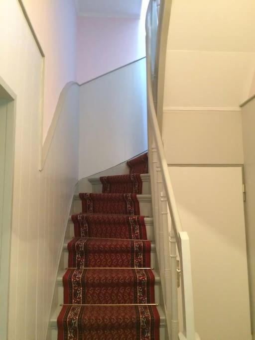 City-Apartment In Krefeld - Beuys Apartments - クレーフェルト エクステリア 写真